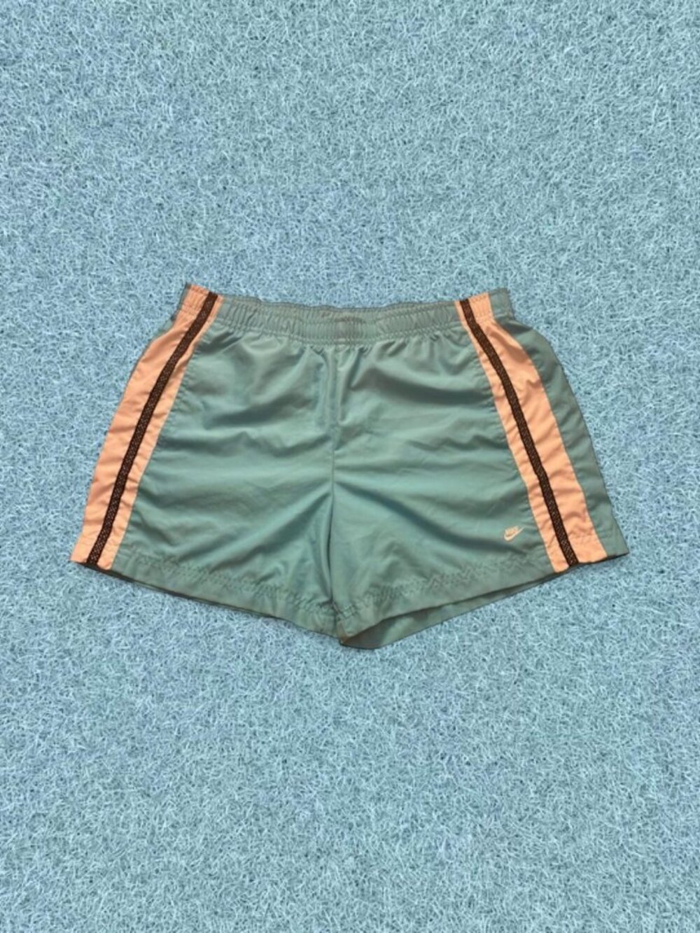 Nike Retro Vibrant Blue Athletic Shorts Womens Small (4-6)